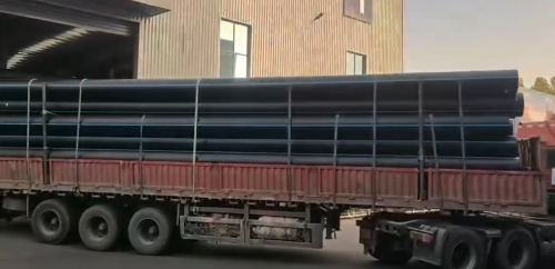 플라스틱 파이프의 성공적인 납품 및 하역