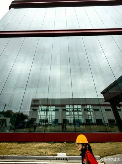 Guinness Records creëren: de stralende ster in de gordijnwandindustrie van China - Cowest Machinery