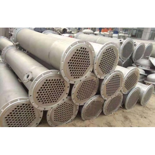 Titanium tube heat exchangers in the field of petroleum fittings