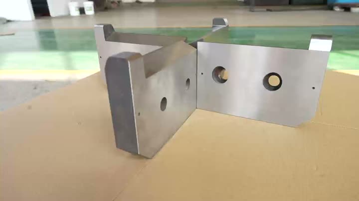 गड़गड़ाहट ट्रिमिंग ब्लेड