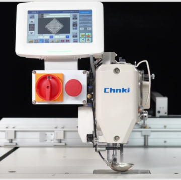 Máquina de costura de modelo em linha inteligente programável