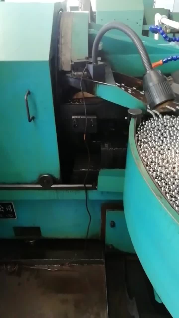 Video of the workshop process of the ball grinding machine