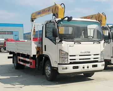 ISUZU crane truck 8T
