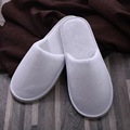 Wholesale Five-Star Hotel Quality Coral Fleece Non-Slip Slippers1