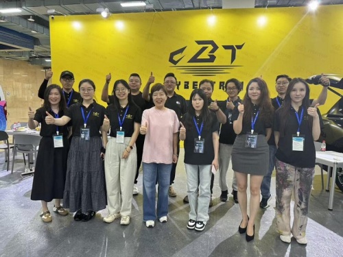 The CBT used car export platform debuted at the Automotive Export Industry Belt Exhibition