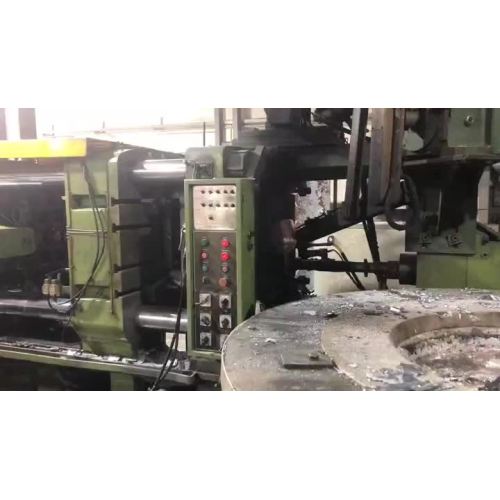 Zinc die casting.mp4