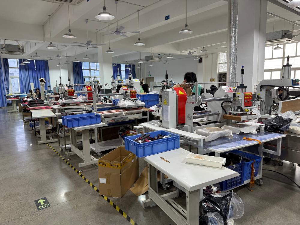 Factory Interior Working Scene 30)