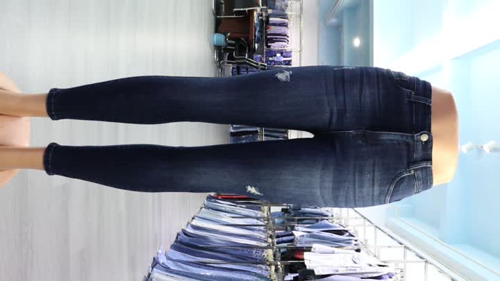 Röhrenjeans