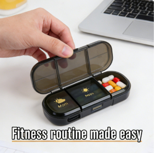 Portapillole giornaliero sottile e impermeabile da portare in viaggio