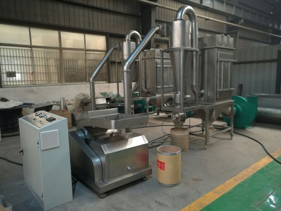 Pulverizer Machine for herbs root