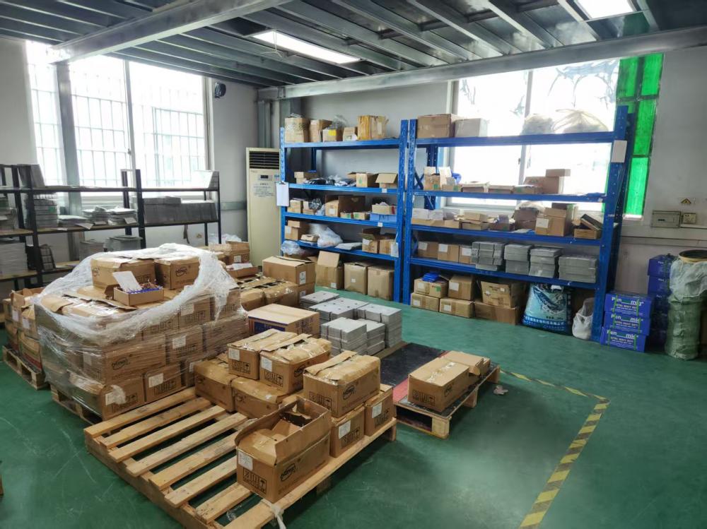 Electronic Warehouse