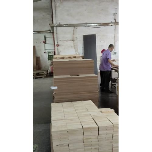 Wooden building block table production