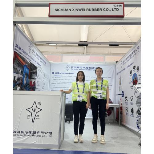 Sichuan Xinwei Rubber Co., Ltd participou de 2023 ADIPEC Exhibition and Conference