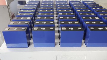 EU GE PL STOCK 3.2v Lifepo4 Batteries 100Ah to 320Ah Prismatic Lithium Ion Solar Batteries1