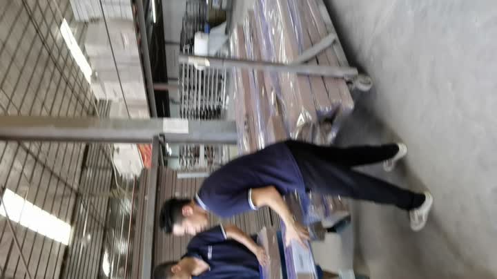 machine d&#39;emballage thermorétractable pour porte vitrée