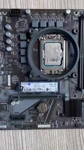 Computer motherboard