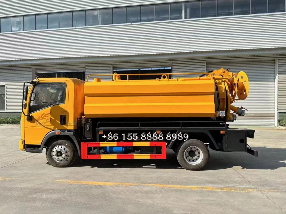 Cleaning Suction Truck 6 Jpg