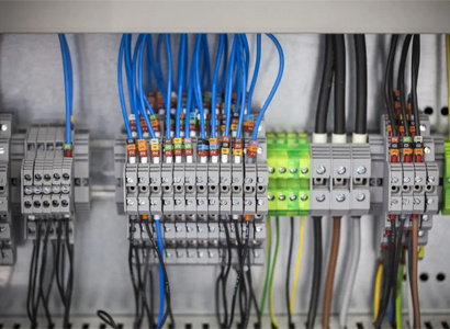 Auge de la industria mundial de retransmisión impulsado por la demanda de vehículos eléctricos y la modernización de las redes inteligentes en 2026