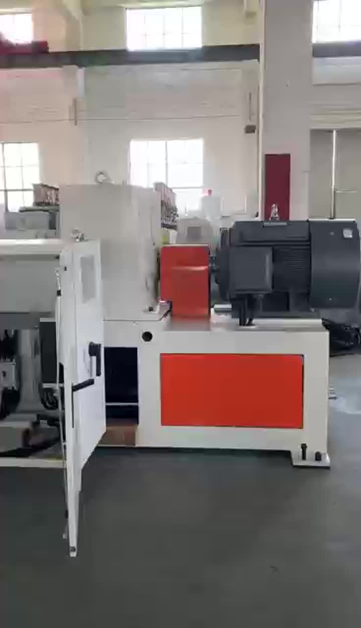 SPC floor production line