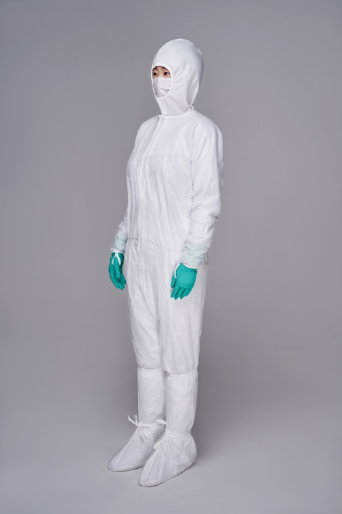 Disposable Clenaroom Garment With Hood Socks