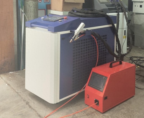 Chuke inteligente ZX-LWM-TS3000W Três em um soldador a laser: portátil e eficiente, remodelando o processamento industrial