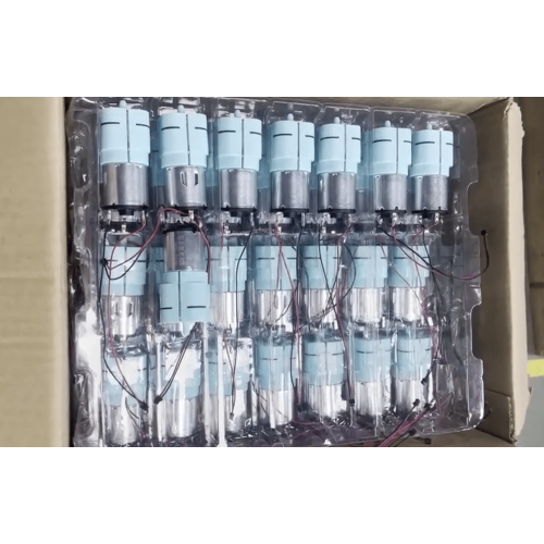 Long-life miniature air pump with motor