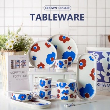 the Fusion of Blue and Red Floral Tableware in 