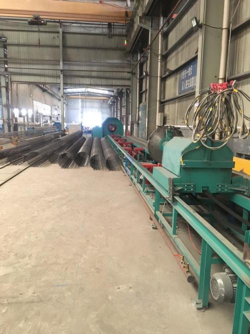 Soldador de rolo de pilha quadrada: como operá-lo com segurança para obter resultados ideais?