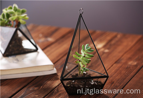 Helder geometrisch glazen terrarium lantaarn tafelblad