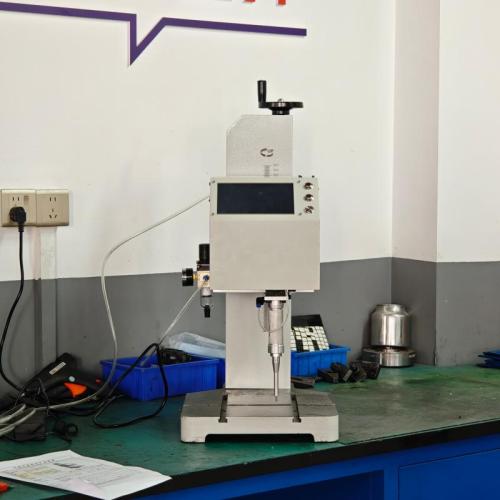Máquina de marcado neumática de sobremesa