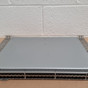 Brocade G620 48-Port 32Gb Fibre Channel FC SAN Switch