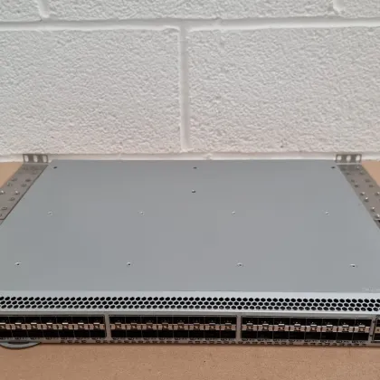 Brocade G620 48-Port 32Gb Fibre Channel FC SAN Switch