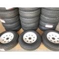 Rad und Reifenkombination 155/80R13 195R14C 205R16C