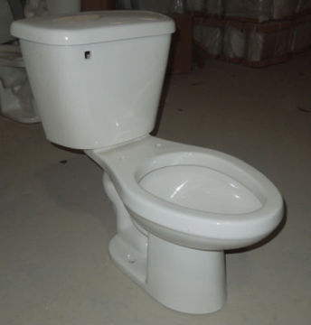 Russia Market hot sale factory two-piece ceramic stock siphonic toilet