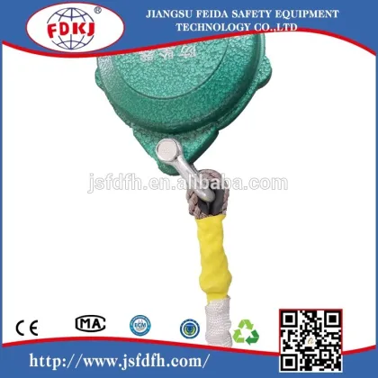 Wire rope fall arrester, retractable fall arrester