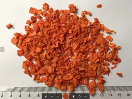 Dehydrated carrot granules 10*10mm
