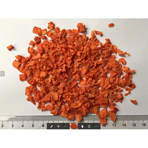 Dehydrated carrot granules 5*5
