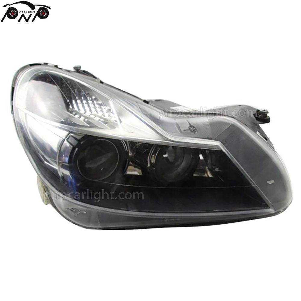 Mercedes R230 Headlight