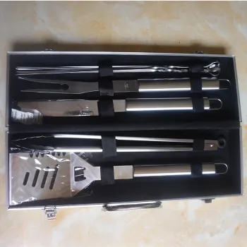 5 pcs BBQ tool set with aluminum case