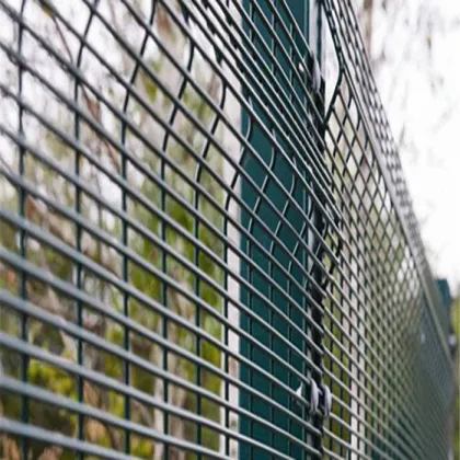 Green anti-theft barbed wire 358 fence