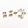 Nickel Plated Pyramide Nieten 7x7mm