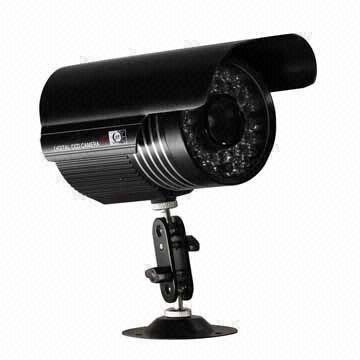 1/3-inch 480TVL Sony CCD weatherproof IR camera with 40m distance and metal housing material
