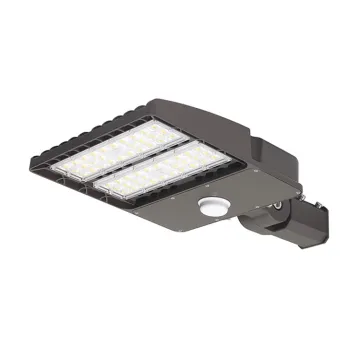 5-Year Warranty LED Parking Lot Lighting: Brightness Options from 80W to 300W in Color Temperatures 3000K to 6700K