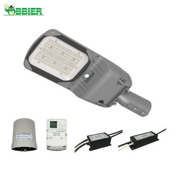 High Lumen 300W 500W Remote Control Solar Intelligent Street Light System for Gardens