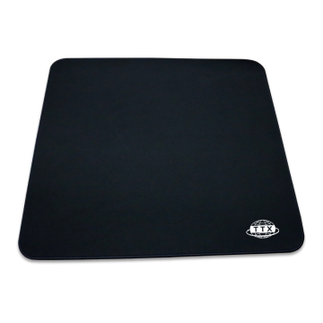 Super Light Saturn Gaming Mouse Mat met een fijne overlocerende rand en geen logo