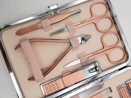 Wholesale Nail Beauty Tools: 12pcs Manicure Set for Travel