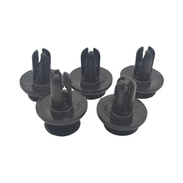 Black Nylon Push Type Retainer for Mitsubishi - 21658 TY-C1757 C10145