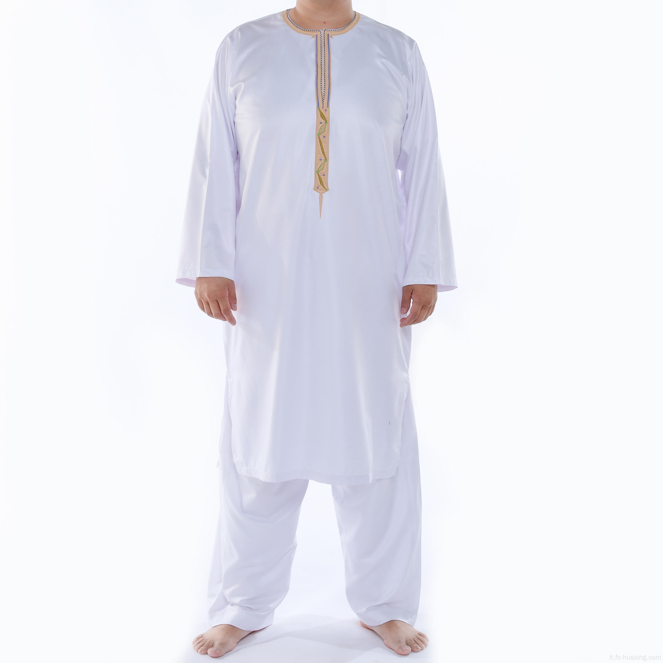 Thobi invernali arabo arabo medio -orientale
