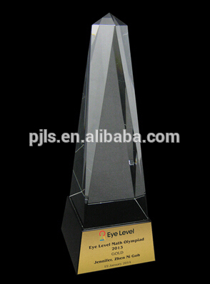 China Art Fashionable Crystal Award Trophy/Art Glass Trophy