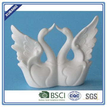 Couple Love Ceramic goose figurine for home decoration wedding promotion gifts